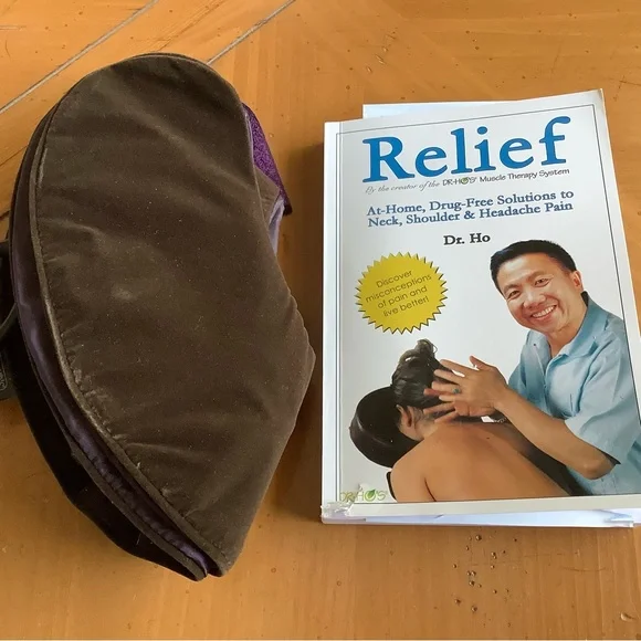 Comfortable Inflatable Neck Support - Purple - Picture 3 of 5